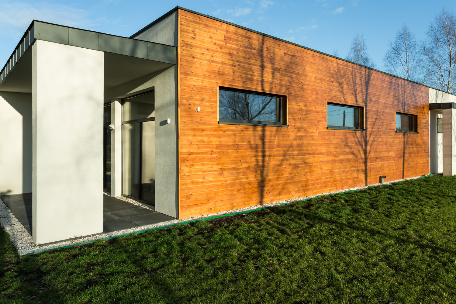 Bærekraftig linoljemaling Østfold – beskytter treverk mot vær og fukt med lang holdbarhet